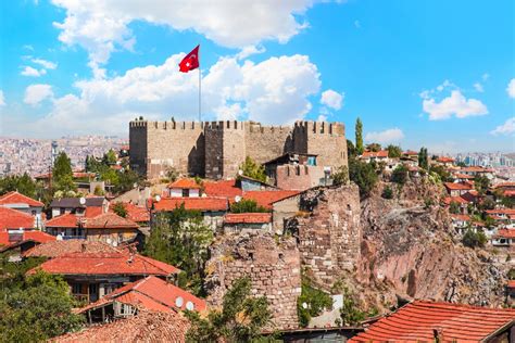A­n­k­a­r­a­ ­K­a­l­e­s­i­,­ ­e­s­k­i­m­e­y­e­n­ ­m­a­h­a­l­l­e­ ­k­ü­l­t­ü­r­ü­n­ü­ ­d­e­ ­y­a­ş­a­t­ı­y­o­r­
